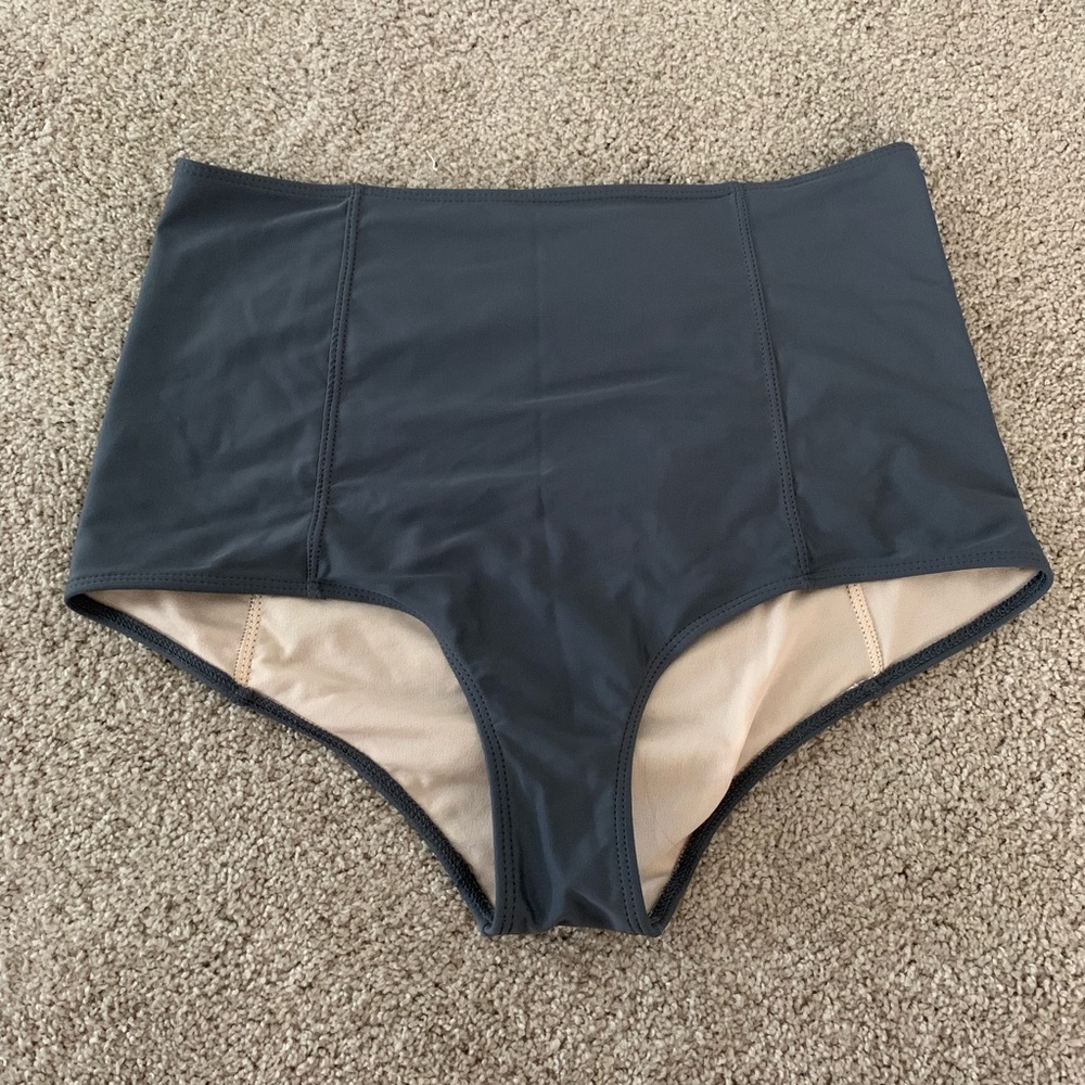 Kortni Jeane charcoal high waisted bottoms